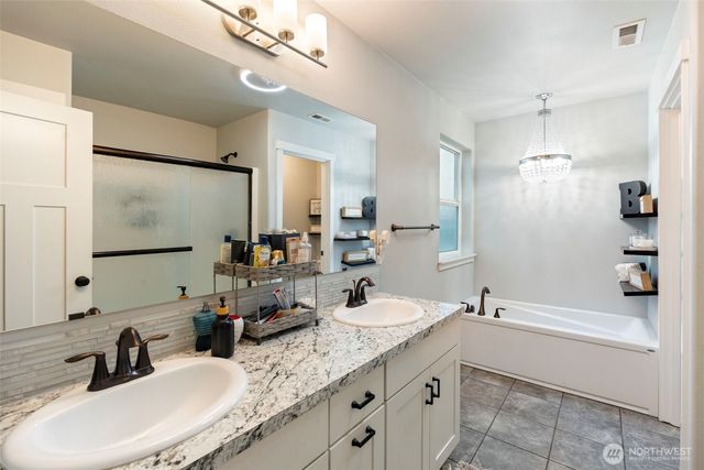 20119 Weston Court SW, Centralia, WA 98531