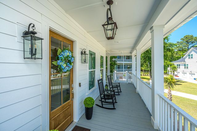 1087 Capersview Court, Awendaw, SC 29429