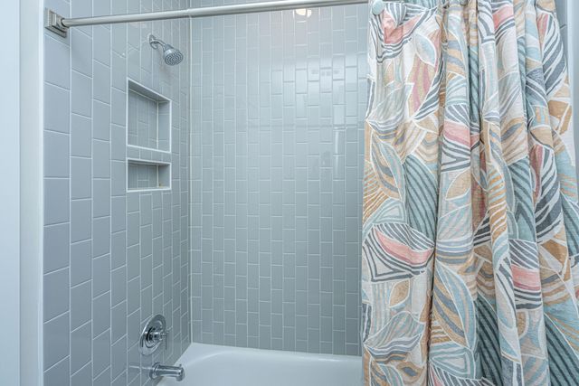 1087 Capersview Court, Awendaw, SC 29429
