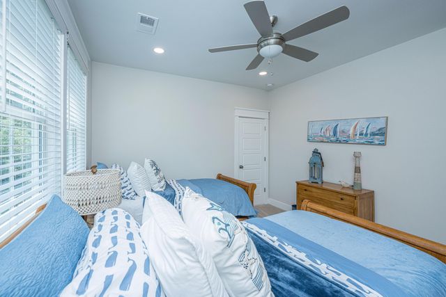 1087 Capersview Court, Awendaw, SC 29429