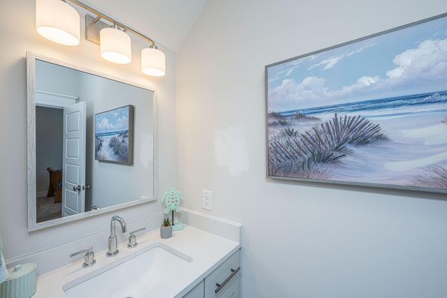 1087 Capersview Court, Awendaw, SC 29429