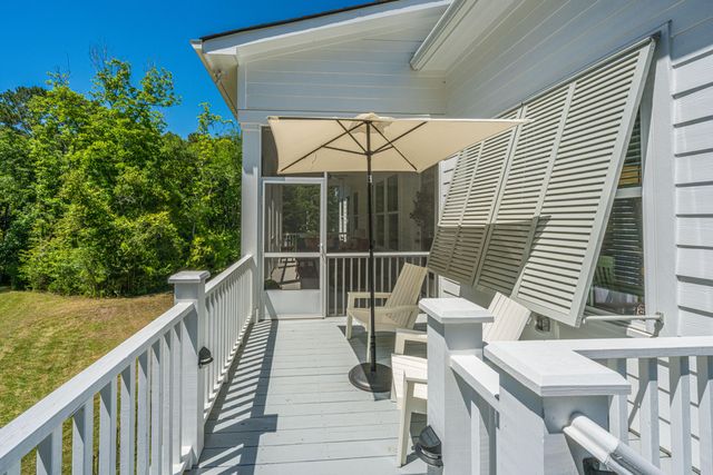 1087 Capersview Court, Awendaw, SC 29429