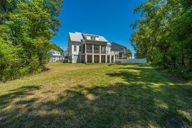 1087 Capersview Court, Awendaw, SC 29429