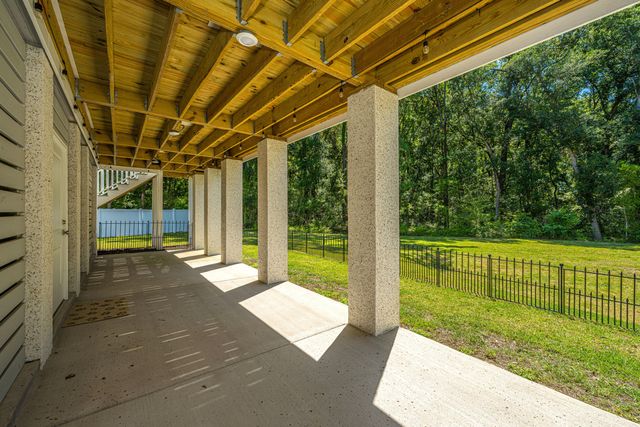 1087 Capersview Court, Awendaw, SC 29429