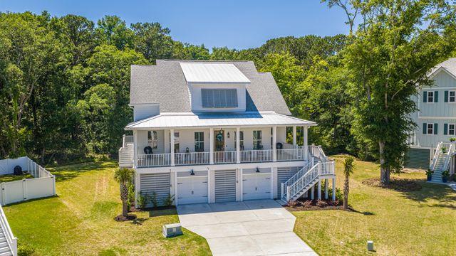 1087 Capersview Court, Awendaw, SC 29429
