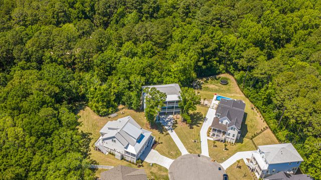 1087 Capersview Court, Awendaw, SC 29429