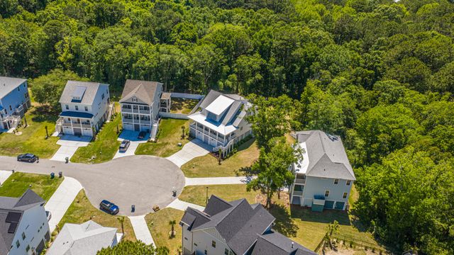 1087 Capersview Court, Awendaw, SC 29429