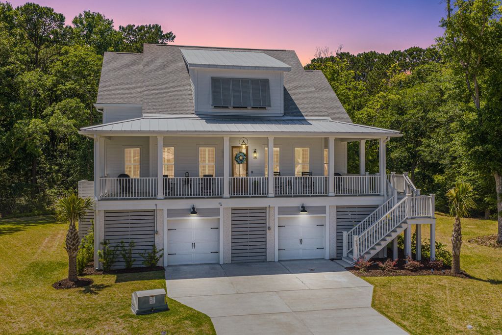 1087 Capersview Court, Awendaw, SC 29429
