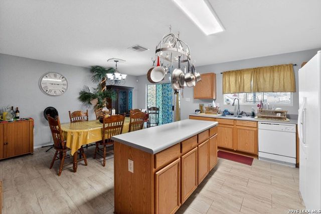 7607 Monte Seco, San Antonio, TX 78223