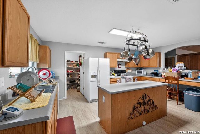 7607 Monte Seco, San Antonio, TX 78223