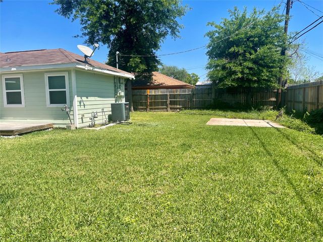 7953 Turquoise Lane, Houston, TX 77055