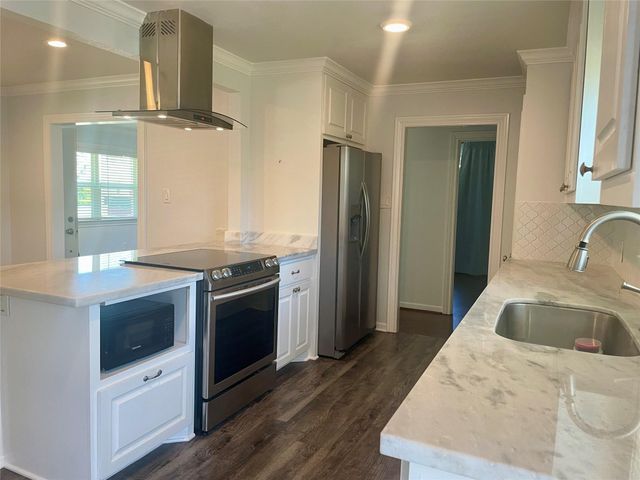 7953 Turquoise Lane, Houston, TX 77055