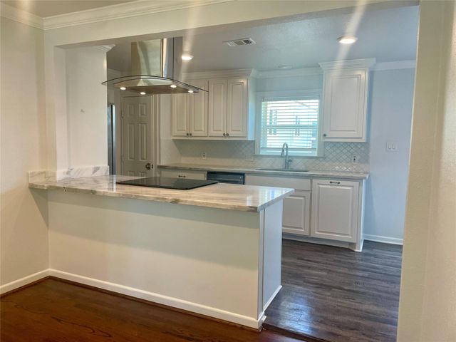 7953 Turquoise Lane, Houston, TX 77055