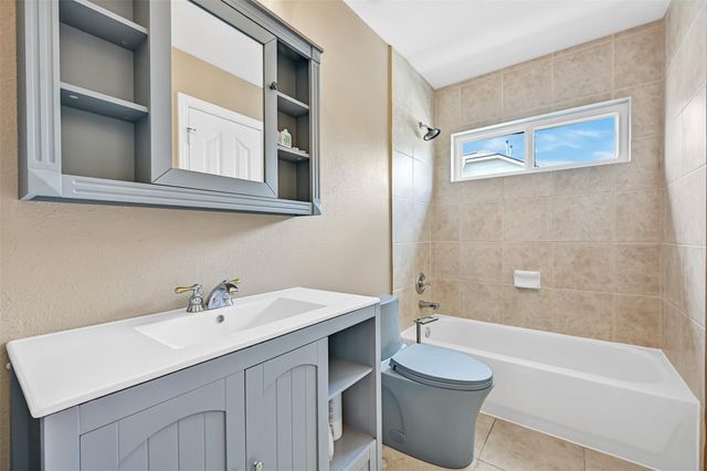 3603 Fir Hollow Way, Pearland, TX 77581