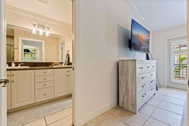 123 VALENCIA CIRCLE, St Petersburg, FL 33716