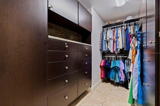 123 VALENCIA CIRCLE, St Petersburg, FL 33716