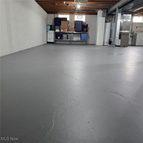 14621 Saint James Avenue, Cleveland, OH 44135