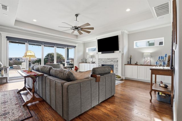 209 Catbird Trail, Aledo, TX 76008