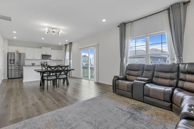 482 Melissa Drive, Plain City, OH 43064