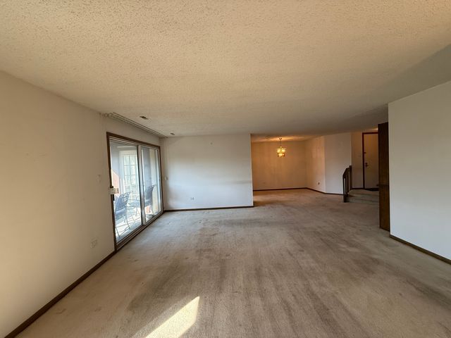 15726 Orlan Brook Drive 195, Orland Park, IL 60462