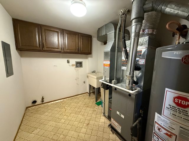 15726 Orlan Brook Drive 195, Orland Park, IL 60462