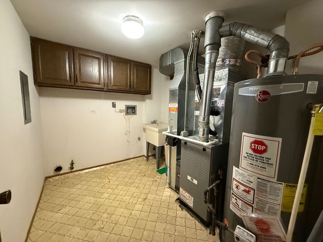 15726 Orlan Brook Drive 195, Orland Park, IL 60462