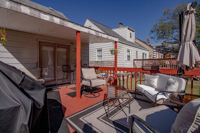 6110 Graceland Avenue, Golf Manor, OH 45237