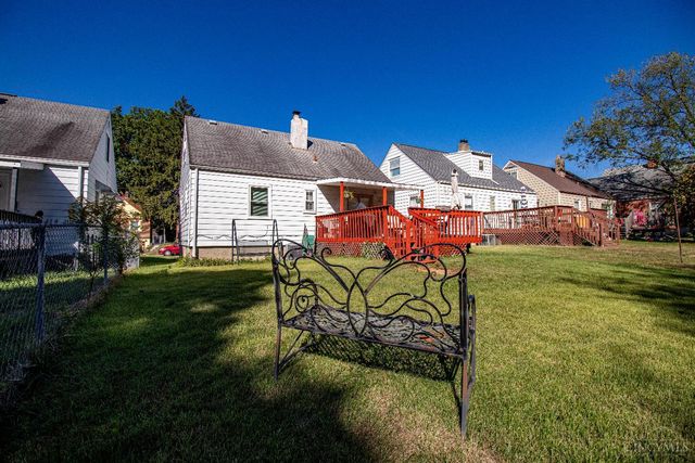 6110 Graceland Avenue, Golf Manor, OH 45237