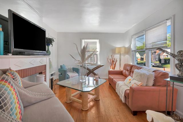 6110 Graceland Avenue, Golf Manor, OH 45237