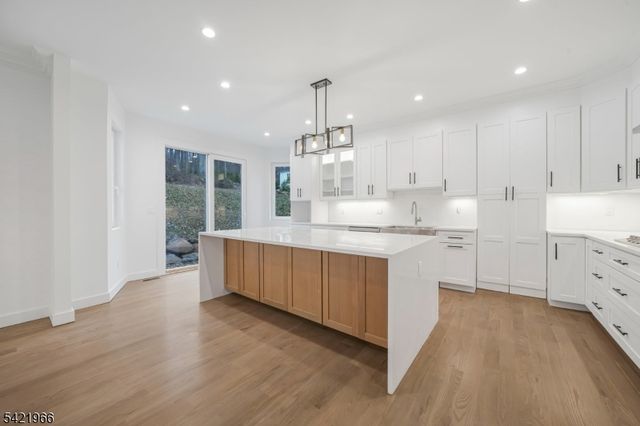 85 Pine Brook Rd, Montville Twp., NJ 07082