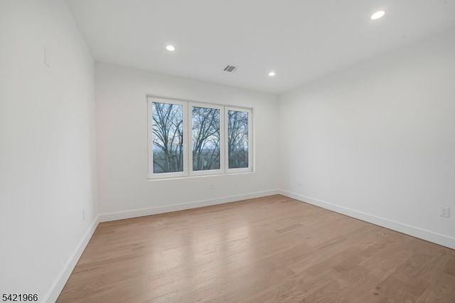 85 Pine Brook Rd, Montville Twp., NJ 07082
