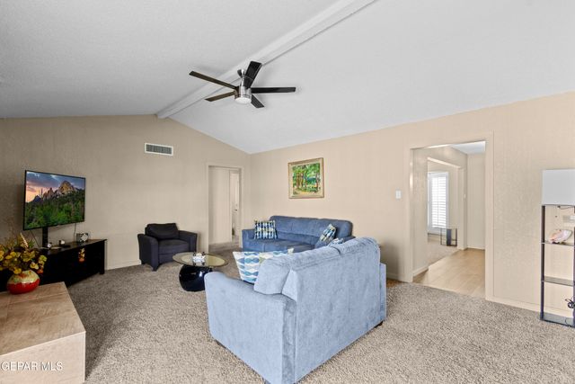6413 PINO REAL Drive, El Paso, TX 79912