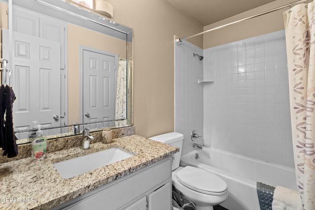 6413 PINO REAL Drive, El Paso, TX 79912