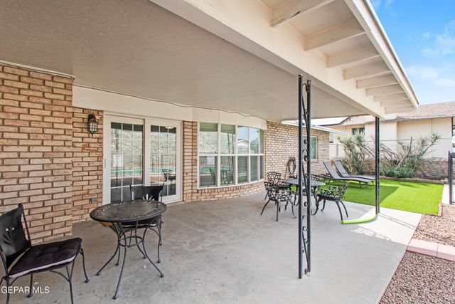 6413 PINO REAL Drive, El Paso, TX 79912