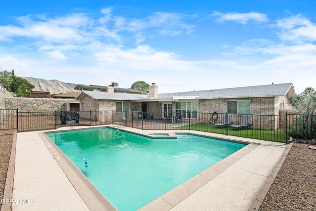 6413 PINO REAL Drive, El Paso, TX 79912