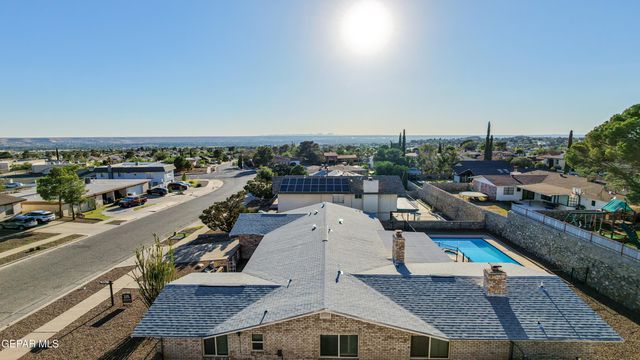 6413 PINO REAL Drive, El Paso, TX 79912