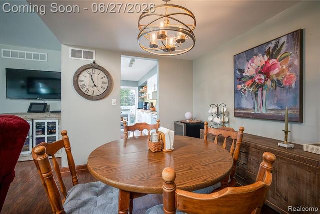 42174 Roscommon Street, Northville, MI 48167