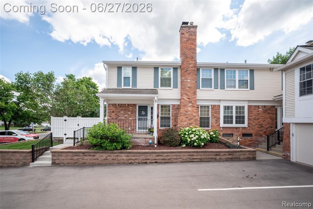 42174 Roscommon Street, Northville, MI 48167