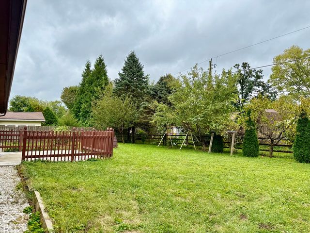 633 Pioneer Drive, Indianapolis, IN 46217