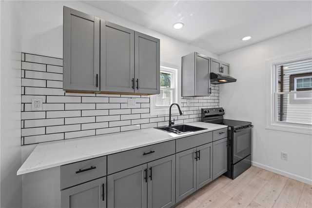 20 Kron Street, Rochester, NY 14619