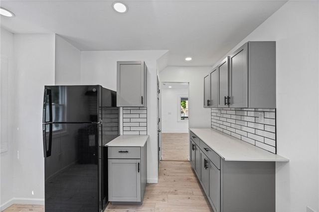 20 Kron Street, Rochester, NY 14619