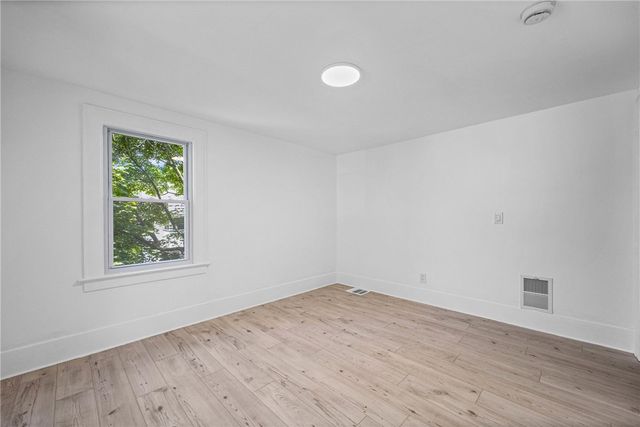 20 Kron Street, Rochester, NY 14619