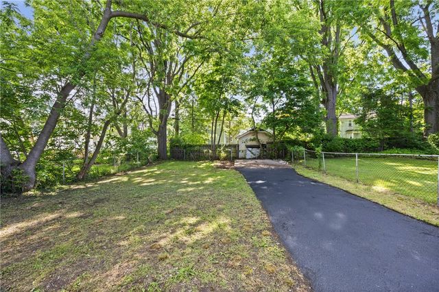 20 Kron Street, Rochester, NY 14619