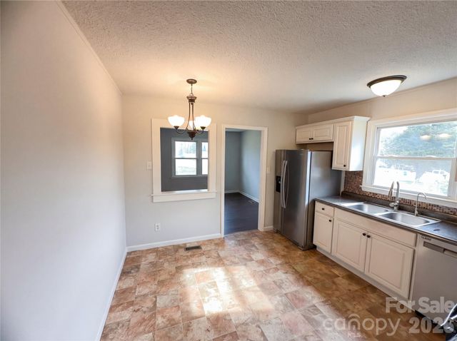 120 Sunset Lane, Bessemer City, NC 28016