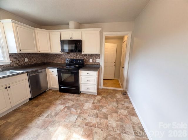 120 Sunset Lane, Bessemer City, NC 28016