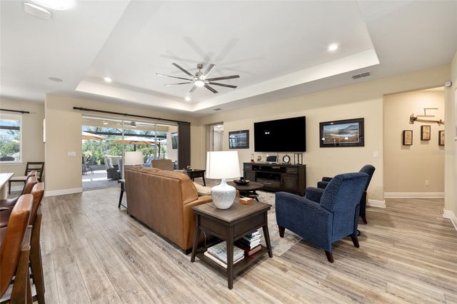 8386 SW 90TH COURT, Ocala, FL 34481