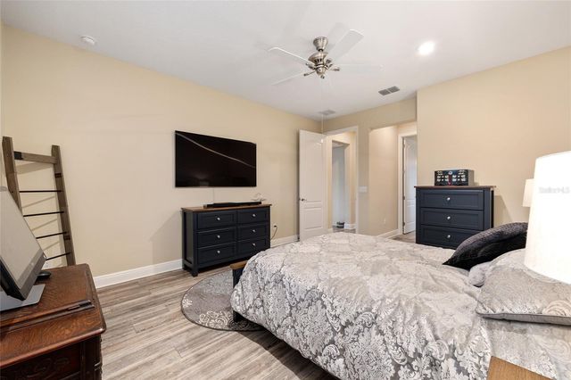 8386 SW 90TH COURT, Ocala, FL 34481