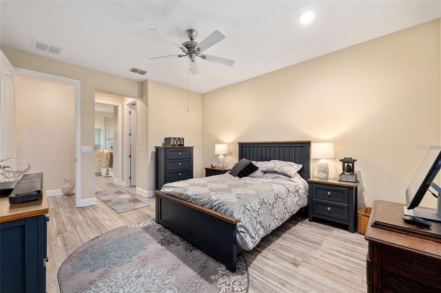 8386 SW 90TH COURT, Ocala, FL 34481