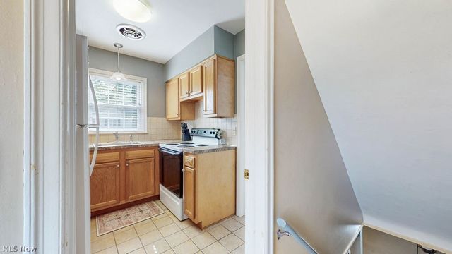 2548 23rd Street, Cuyahoga Falls, OH 44223