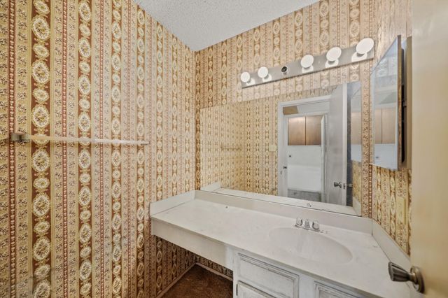 12807 Grand Cross Lane, Houston, TX 77072